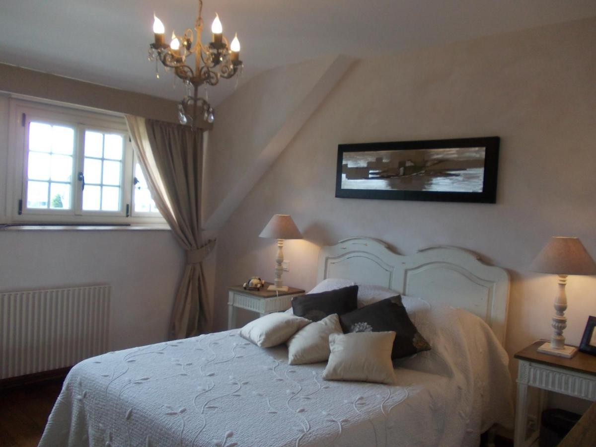 La Tourelle 22 Bed and Breakfast Quintin Eksteriør billede